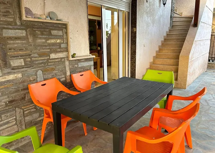 Dorinda Greece Karianí